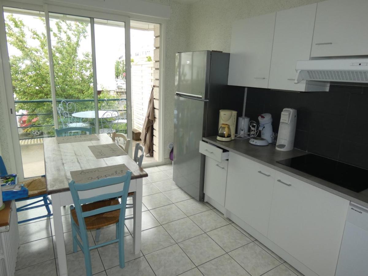 Appartement T3 Avec Terrasses Et Parking Prive En Centre-Ville De Royan, A 200M De La Plage - Fr-1-71-90 エクステリア 写真
