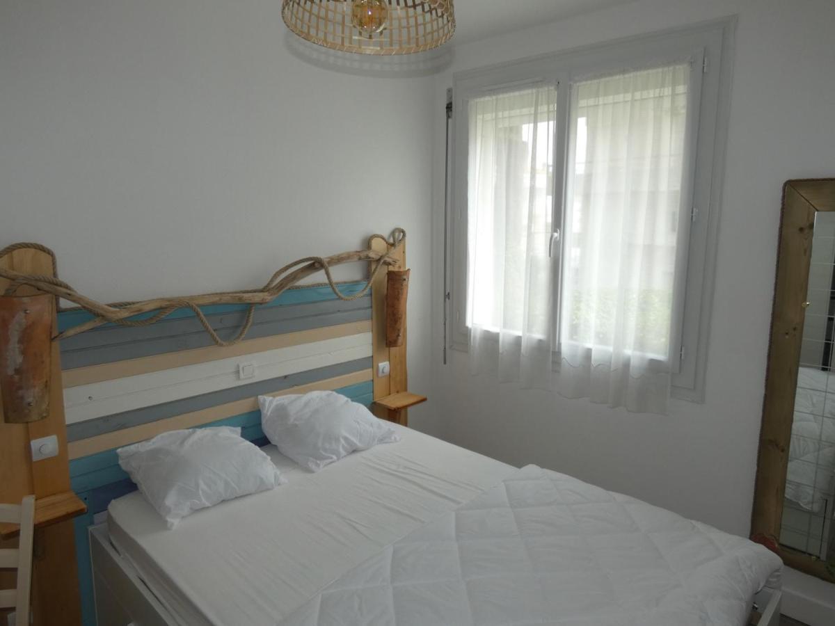 Appartement T3 Avec Terrasses Et Parking Prive En Centre-Ville De Royan, A 200M De La Plage - Fr-1-71-90 エクステリア 写真